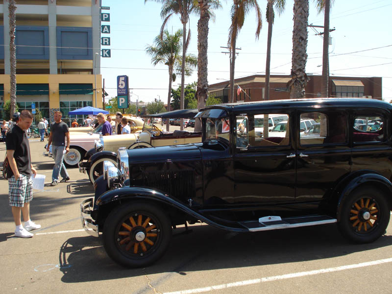 DSC00659 1930 Plymouth